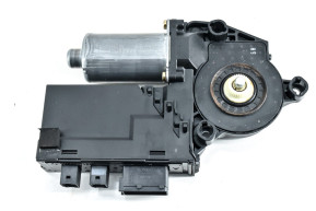 Left window gear motor