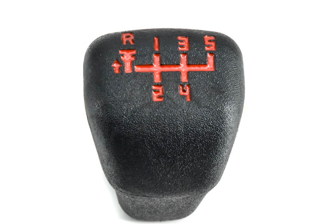 Adaptable gear lever knob