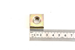 Standard square nut 12x150-10-23