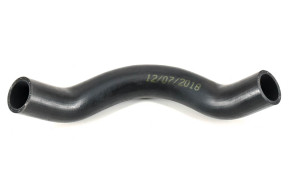 Upper radiator hose