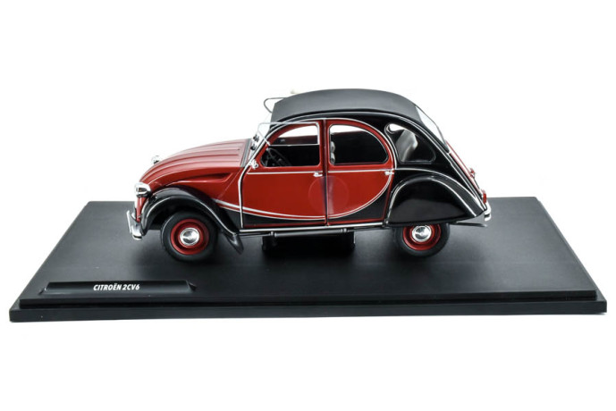 1/18 2cv6 charleston delage...