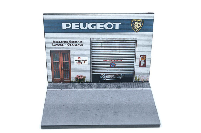 Diorama 1/43 garage porte...