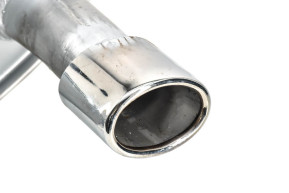 Rear exhaust muffler