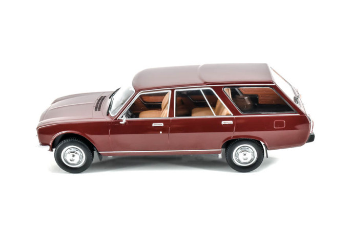 1/18 504 station wagon dark...