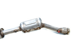 Intermediate exhaust pipe