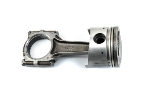 Connecting rod assembly piston assembly