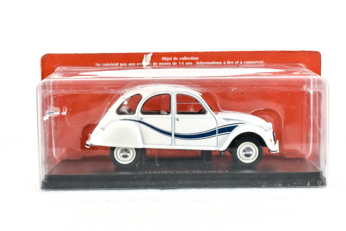 1/24 2 cv france 3 de 1983