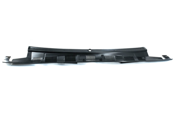 Awning air inlet grille