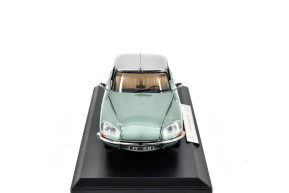 1/18 ds 23 pallas metallic green 1972