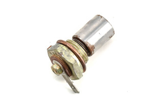 Engine oil pressure switch