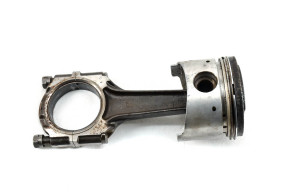 Class 40 connecting rod/piston assembly