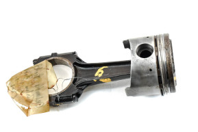 Class 35 connecting rod/piston assembly