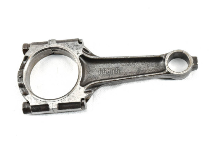 Class 70 connecting rod