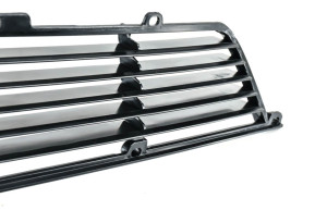 Grille de deflecteur avant