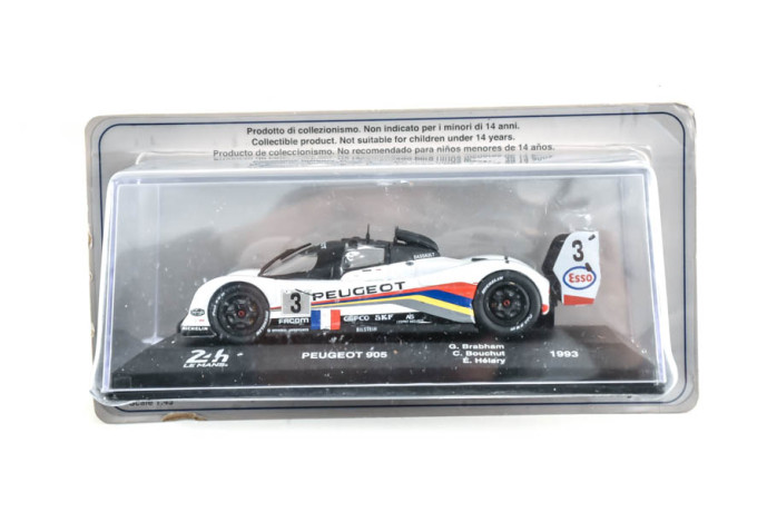 1/43 905 winner 24h du mans...