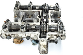 Carburetor cylinder head