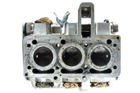 Carburetor cylinder head