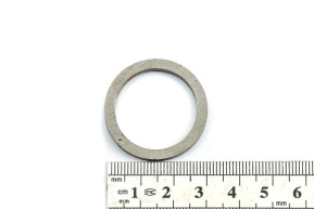 Rear arm bearing adjustment washer