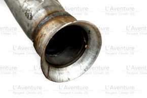 Intermediate exhaust pipe