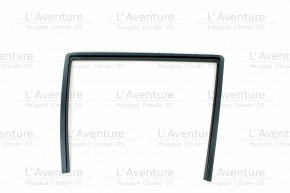 Right rear window slider