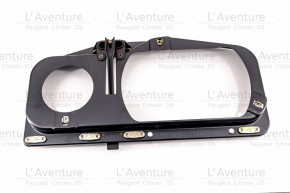 Left headlight plate