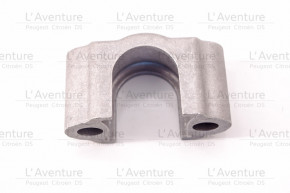 Axle arm bearing support