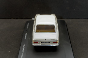 1/43 204 1967 white odeon