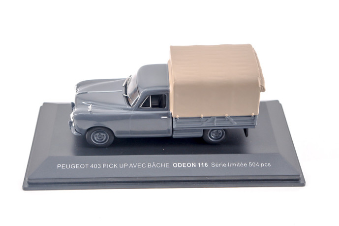 Peugeot 403 PICK-UP gris avec bâche (limitée à 504 pcs)