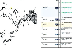 Pipe fixing clip