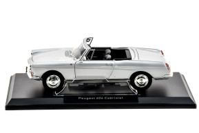 1/18 404 cabriolet argent 1967 - norev