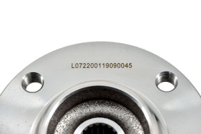 Front wheel hub