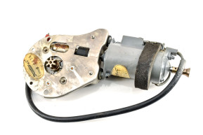 Window reducer motor assembly l