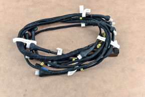 Engine injector harness