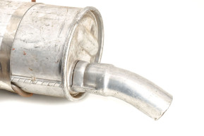 Rear exhaust muffler