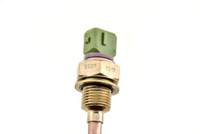 Engine oil level probe