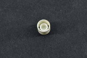 Inviolability cap idle stop screw