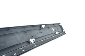 Rear right side door protector