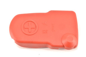 Positive battery terminal protector