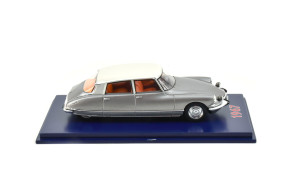 1/43 ds 21 pallas 1967 palladium grey