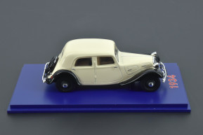 1/43 traction 7c berline beige/noir 1934